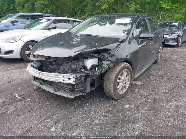 JTDEAMDE3NJ059416 2022 TOYOTA COROLLA - Image 2