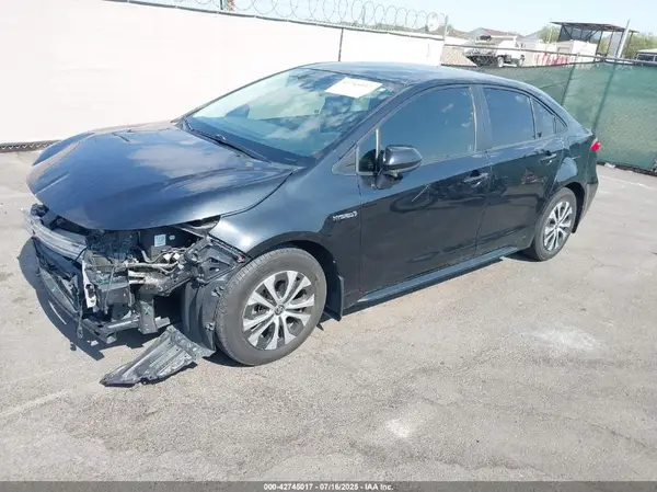 JTDEAMDE4MJ000597 2021 TOYOTA COROLLA - Image 2