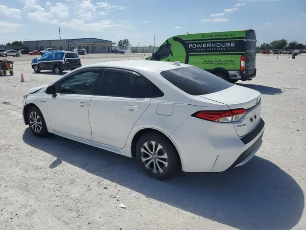 JTDEAMDE4MJ001085 2021 TOYOTA COROLLA - Image 2