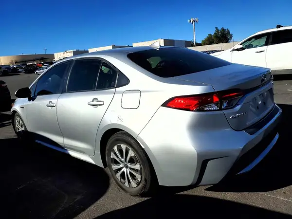 JTDEAMDE4MJ004861 2021 TOYOTA COROLLA - Image 2