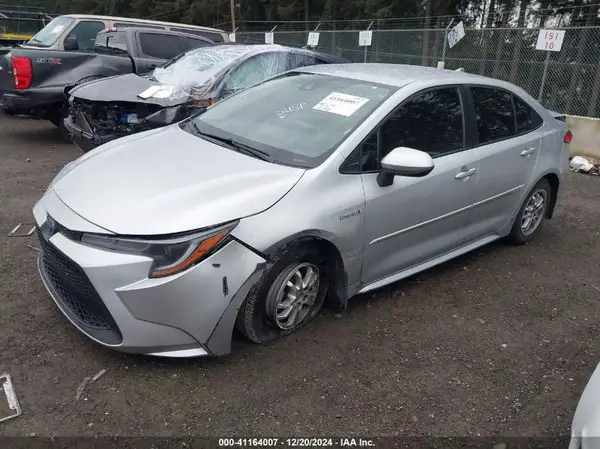 JTDEAMDE4MJ005735 2021 TOYOTA COROLLA - Image 2