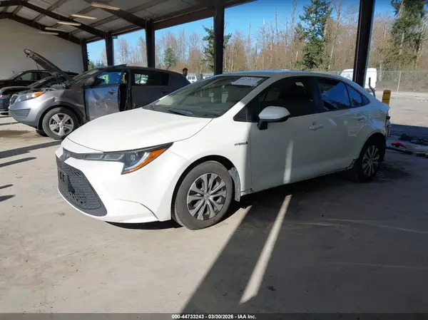 JTDEAMDE4MJ011843 2021 TOYOTA COROLLA - Image 2