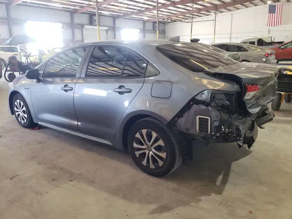 JTDEAMDE4MJ023975 2021 TOYOTA COROLLA - Image 2