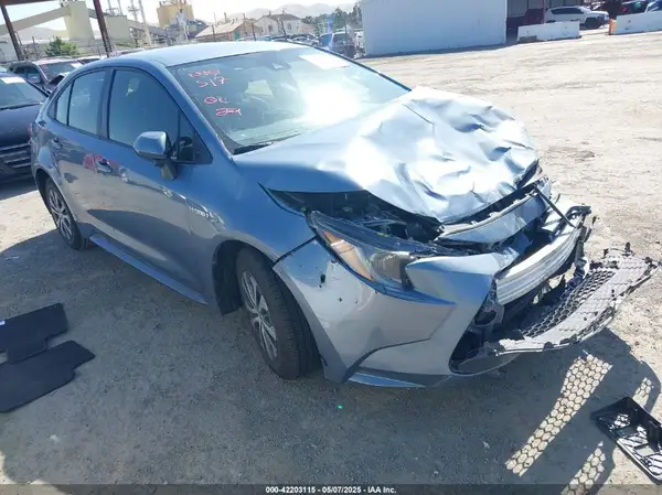 JTDEAMDE4MJ024253 2021 TOYOTA COROLLA - Image 1