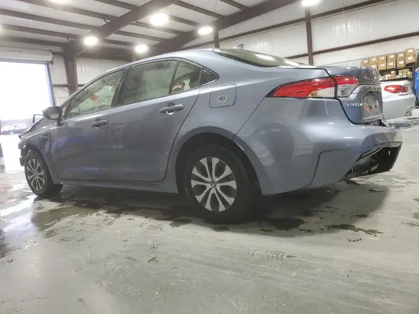 JTDEAMDE4MJ028402 2021 TOYOTA COROLLA - Image 2