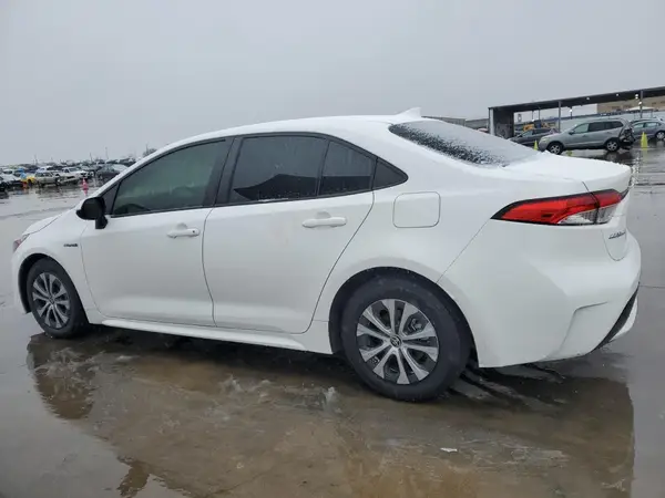 JTDEAMDE4MJ035205 2021 TOYOTA COROLLA - Image 2
