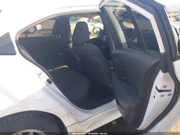 JTDEAMDE4N3001173 2022 TOYOTA COROLLA - Image 8