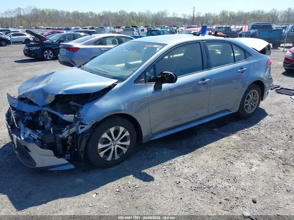 JTDEAMDE4NJ037120 2022 TOYOTA COROLLA - Image 2