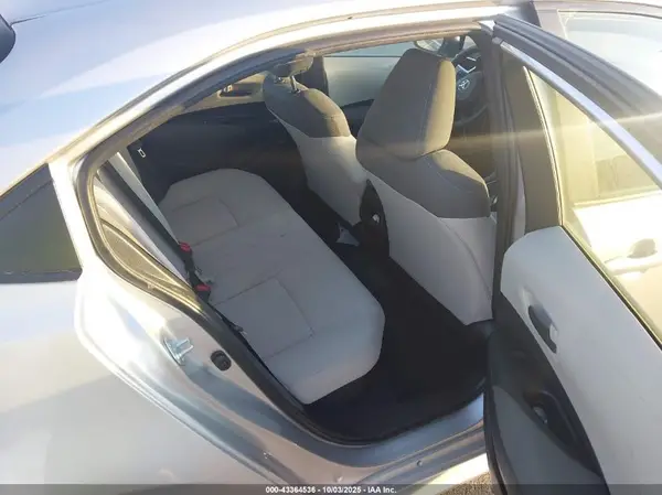 JTDEAMDE4NJ038915 2022 TOYOTA COROLLA - Image 8