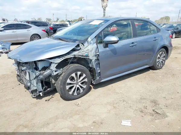JTDEAMDE4NJ053348 2022 TOYOTA COROLLA - Image 2