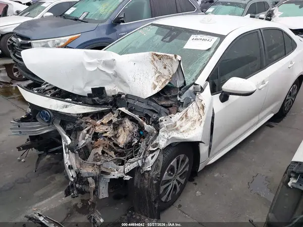 JTDEAMDE4NJ053446 2022 TOYOTA COROLLA - Image 2