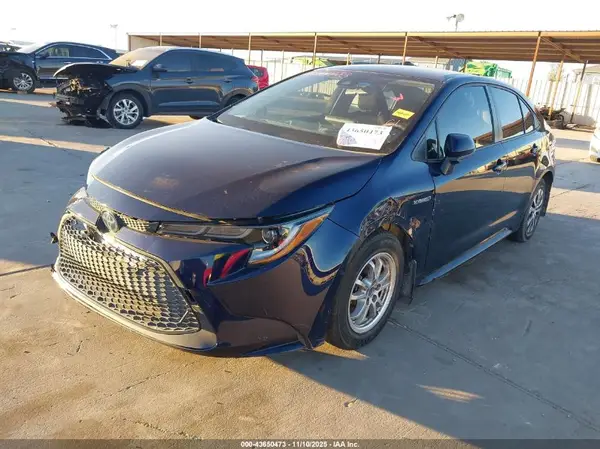 JTDEAMDE5MJ007882 2021 TOYOTA COROLLA - Image 2