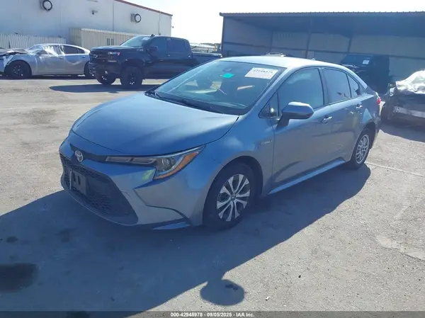 JTDEAMDE5MJ011110 2021 TOYOTA COROLLA - Image 2