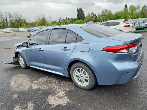 JTDEAMDE5MJ013830 2021 TOYOTA COROLLA - Image 2