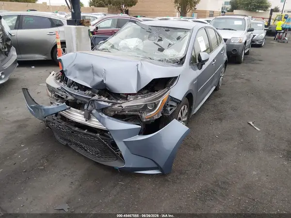 JTDEAMDE5MJ024892 2021 TOYOTA COROLLA - Image 2