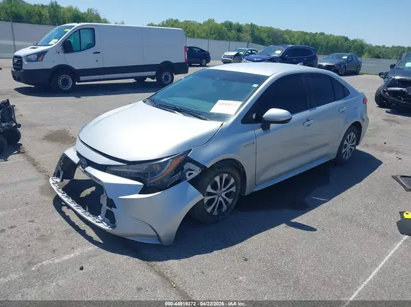 JTDEAMDE5MJ025525 2021 TOYOTA COROLLA - Image 2