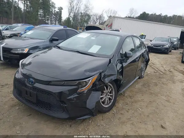 JTDEAMDE5MJ030689 2021 TOYOTA COROLLA - Image 2