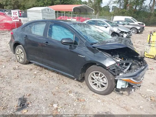 JTDEAMDE6MJ005476 2021 TOYOTA COROLLA - Image 1
