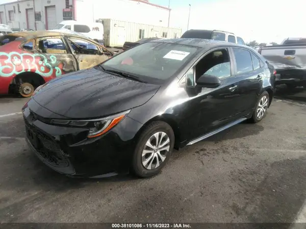 JTDEAMDE6MJ010659 2021 TOYOTA COROLLA - Image 2