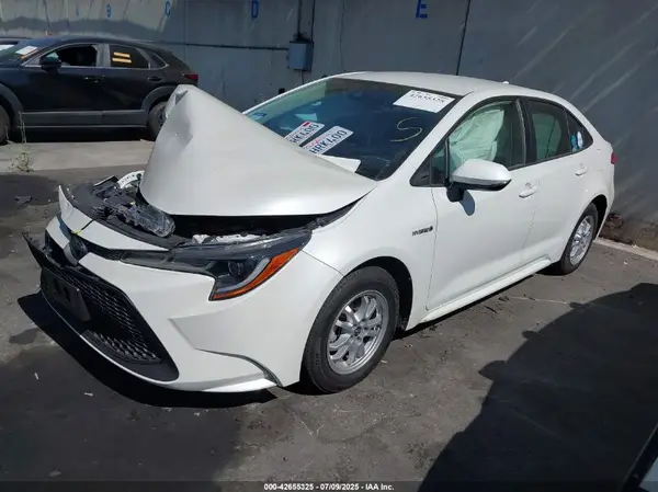 JTDEAMDE6MJ016090 2021 TOYOTA COROLLA - Image 2