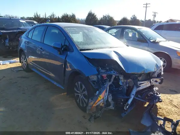 JTDEAMDE6MJ024318 2021 TOYOTA COROLLA - Image 1