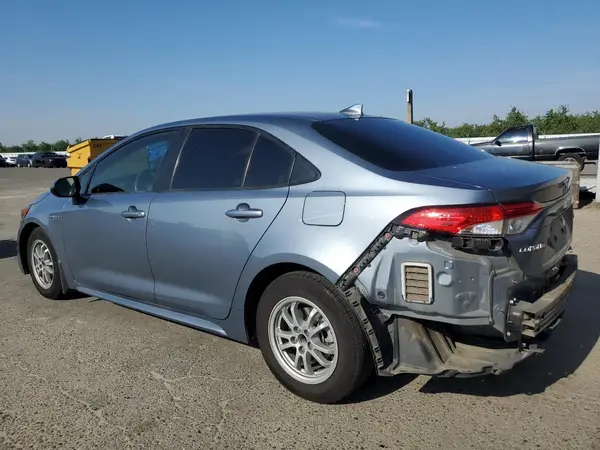 JTDEAMDE6MJ026053 2021 TOYOTA COROLLA - Image 2
