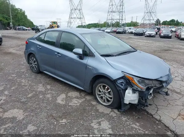 JTDEAMDE6MJ028496 2021 TOYOTA COROLLA - Image 1