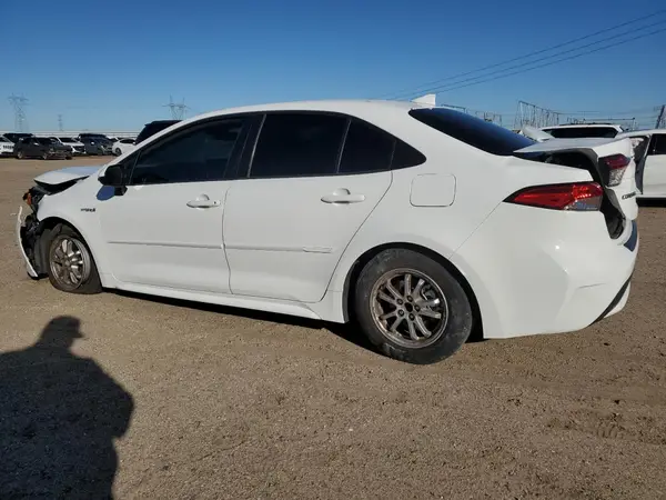 JTDEAMDE6MJ030085 2021 TOYOTA COROLLA - Image 2