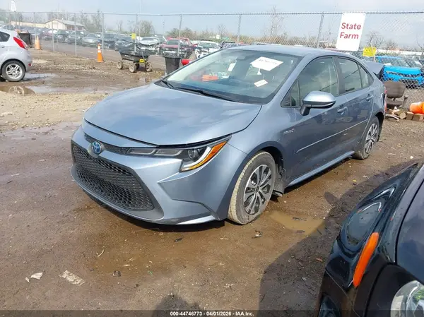 JTDEAMDE6MJ032855 2021 TOYOTA COROLLA - Image 2