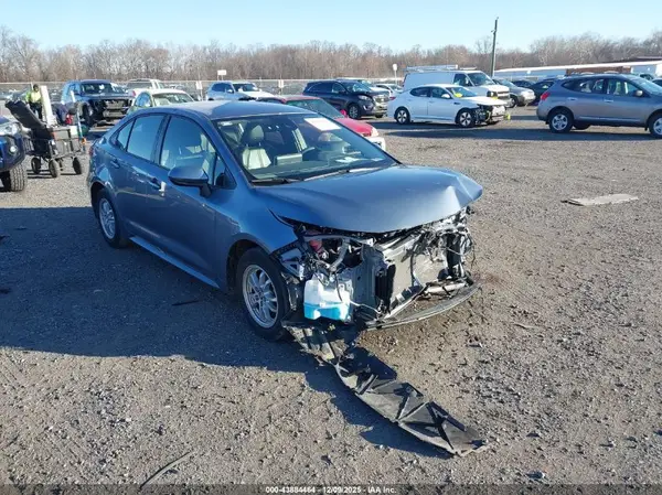 JTDEAMDE6NJ037104 2022 TOYOTA COROLLA - Image 1