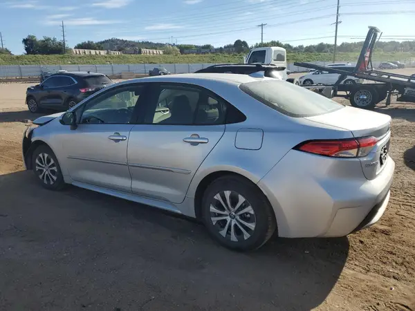 JTDEAMDE6NJ044666 2022 TOYOTA COROLLA - Image 2