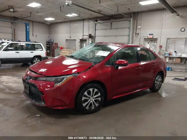 JTDEAMDE6NJ045669 2022 TOYOTA COROLLA - Image 2
