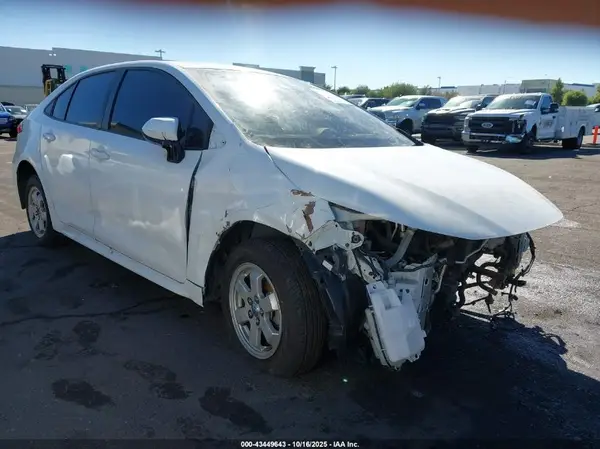 JTDEAMDE6NJ053657 2022 TOYOTA COROLLA - Image 1