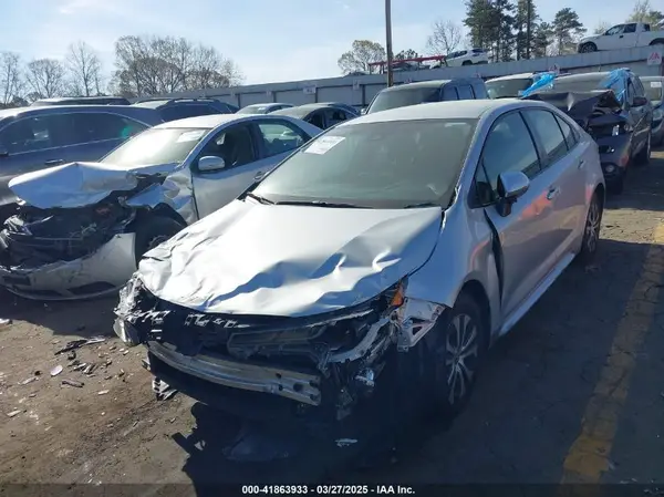 JTDEAMDE6NJ055313 2022 TOYOTA COROLLA - Image 2