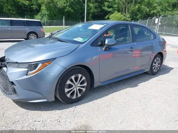 JTDEAMDE6NJ058955 2022 TOYOTA COROLLA - Image 2