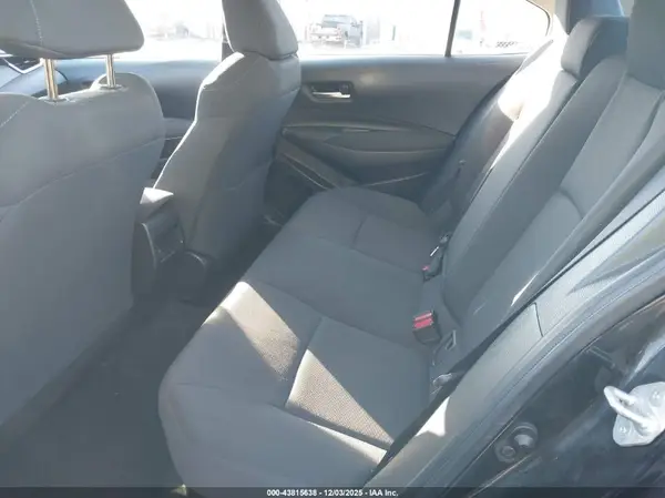 JTDEAMDE7MJ001615 2021 TOYOTA COROLLA - Image 8