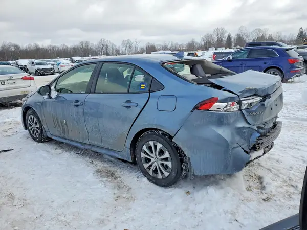 JTDEAMDE7MJ011318 2021 TOYOTA COROLLA - Image 2