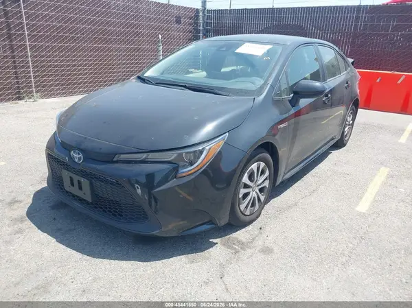JTDEAMDE7MJ011691 2021 TOYOTA COROLLA - Image 2