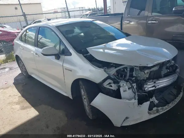 JTDEAMDE7MJ012694 2021 TOYOTA COROLLA - Image 1