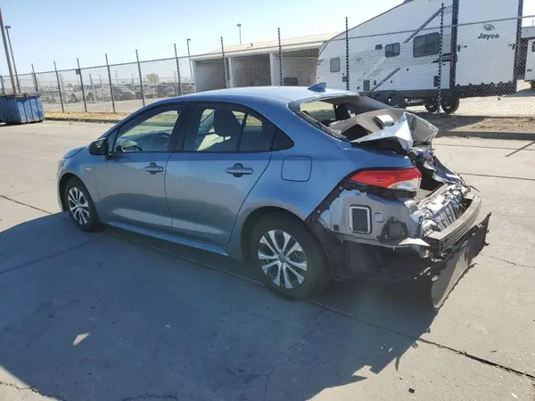 JTDEAMDE7MJ013344 2021 TOYOTA COROLLA - Image 2