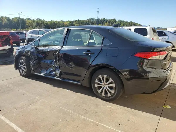 JTDEAMDE7MJ013733 2021 TOYOTA COROLLA - Image 2