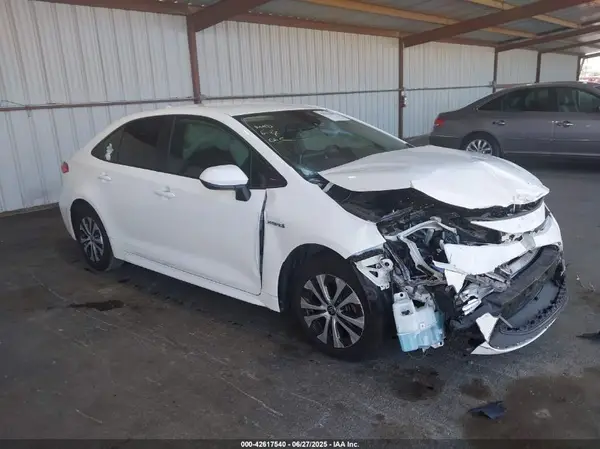 JTDEAMDE7MJ014316 2021 TOYOTA COROLLA - Image 1