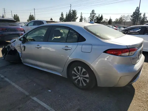 JTDEAMDE7MJ016809 2021 TOYOTA COROLLA - Image 2