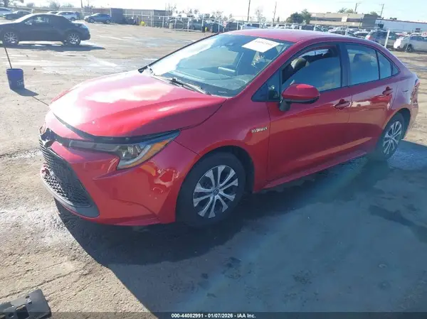 JTDEAMDE7MJ020732 2021 TOYOTA COROLLA - Image 2