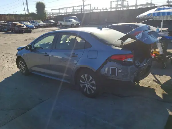 JTDEAMDE7MJ030628 2021 TOYOTA COROLLA - Image 2
