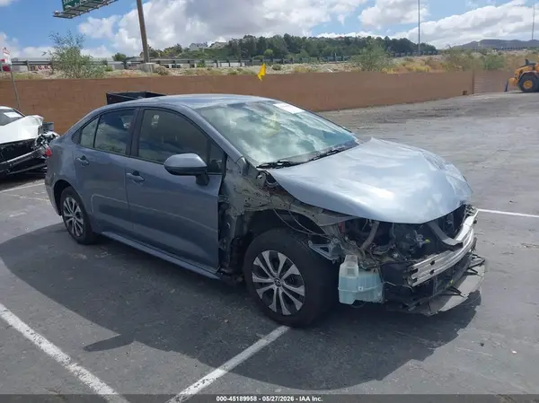 JTDEAMDE7MJ033139 2021 TOYOTA COROLLA - Image 1