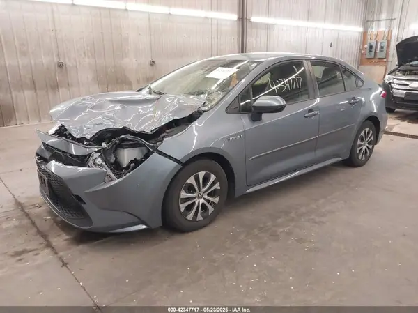 JTDEAMDE7MJ033187 2021 TOYOTA COROLLA - Image 2