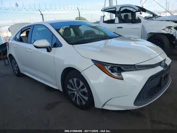 JTDEAMDE7N3006190 2022 TOYOTA COROLLA - Image 1