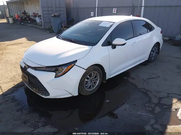 JTDEAMDE7N3013155 2022 TOYOTA COROLLA - Image 2