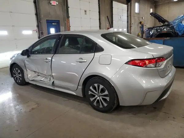 JTDEAMDE7NJ036740 2022 TOYOTA COROLLA - Image 2